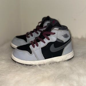 Nike Air Jordan 1 Mid